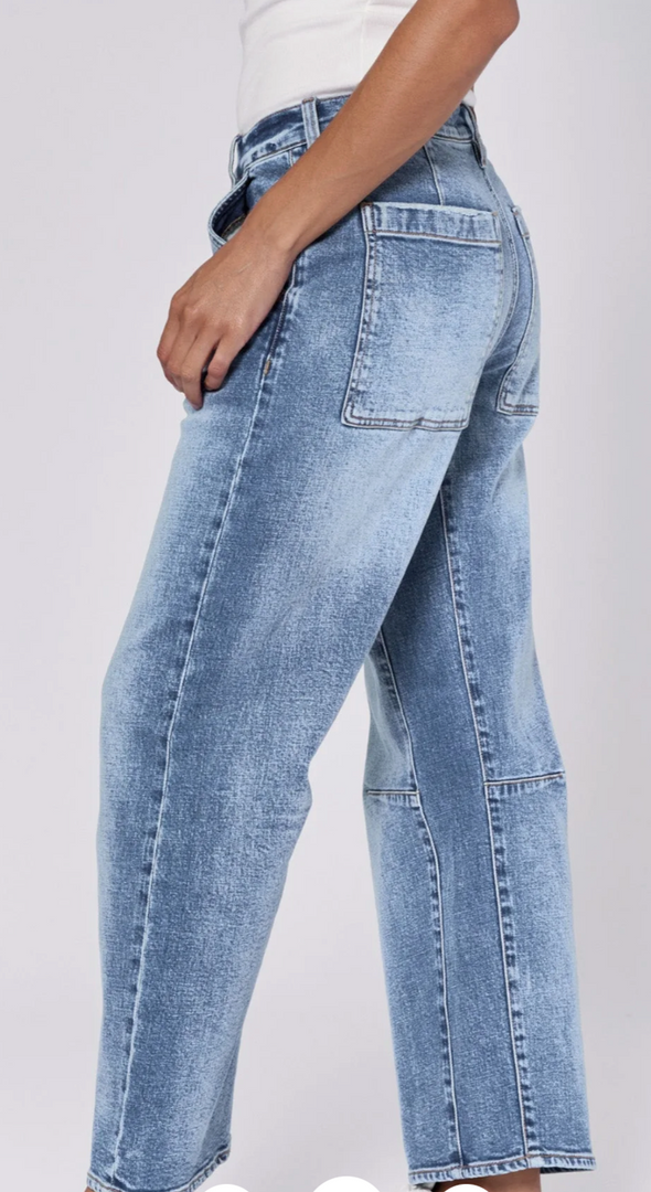 Lasso Barrel Leg Jeans