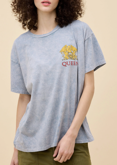 Queen World Tour 1977 Merch Tee
