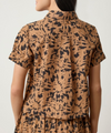 Elastic Cuff Buttondown