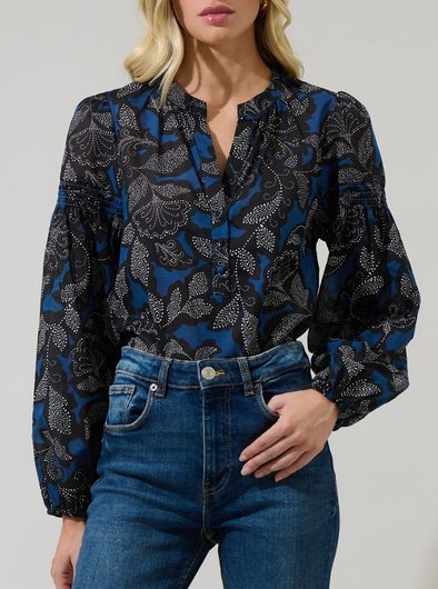 Aurina Splitneck Top