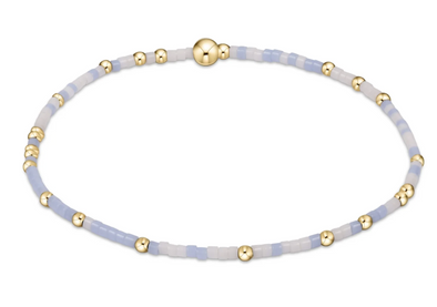 Essentials light blue white